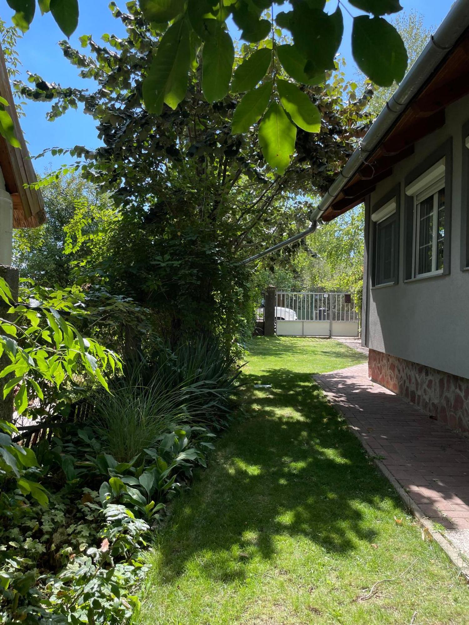 Panoramas Felujitott Nyaralo Abrahamhegyen Apartment Exterior photo